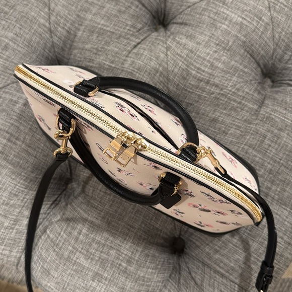 Coach Bag Sierra Wildflower Domed Satchel Bag EUC RARE - Picture 17 of 17